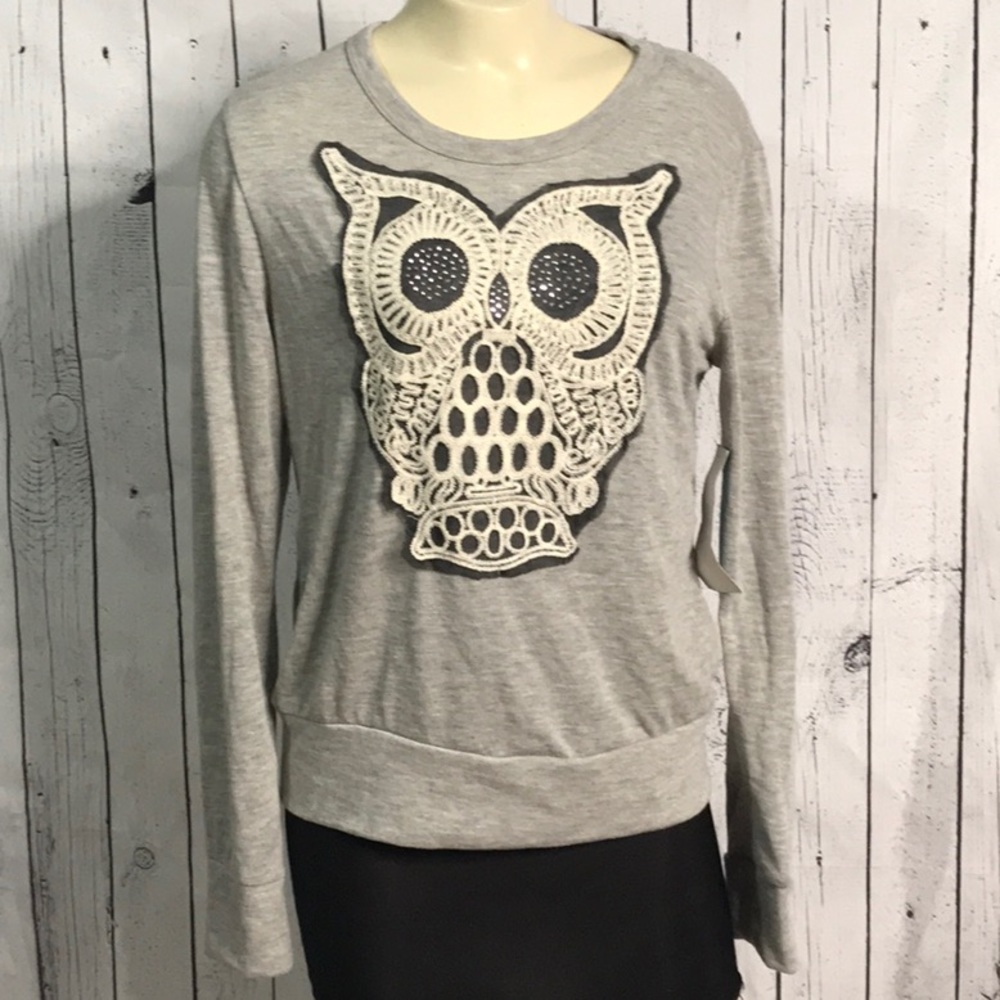 NWT Julie’s Closet OWL long sleeve shirt & metal bling owl necklace